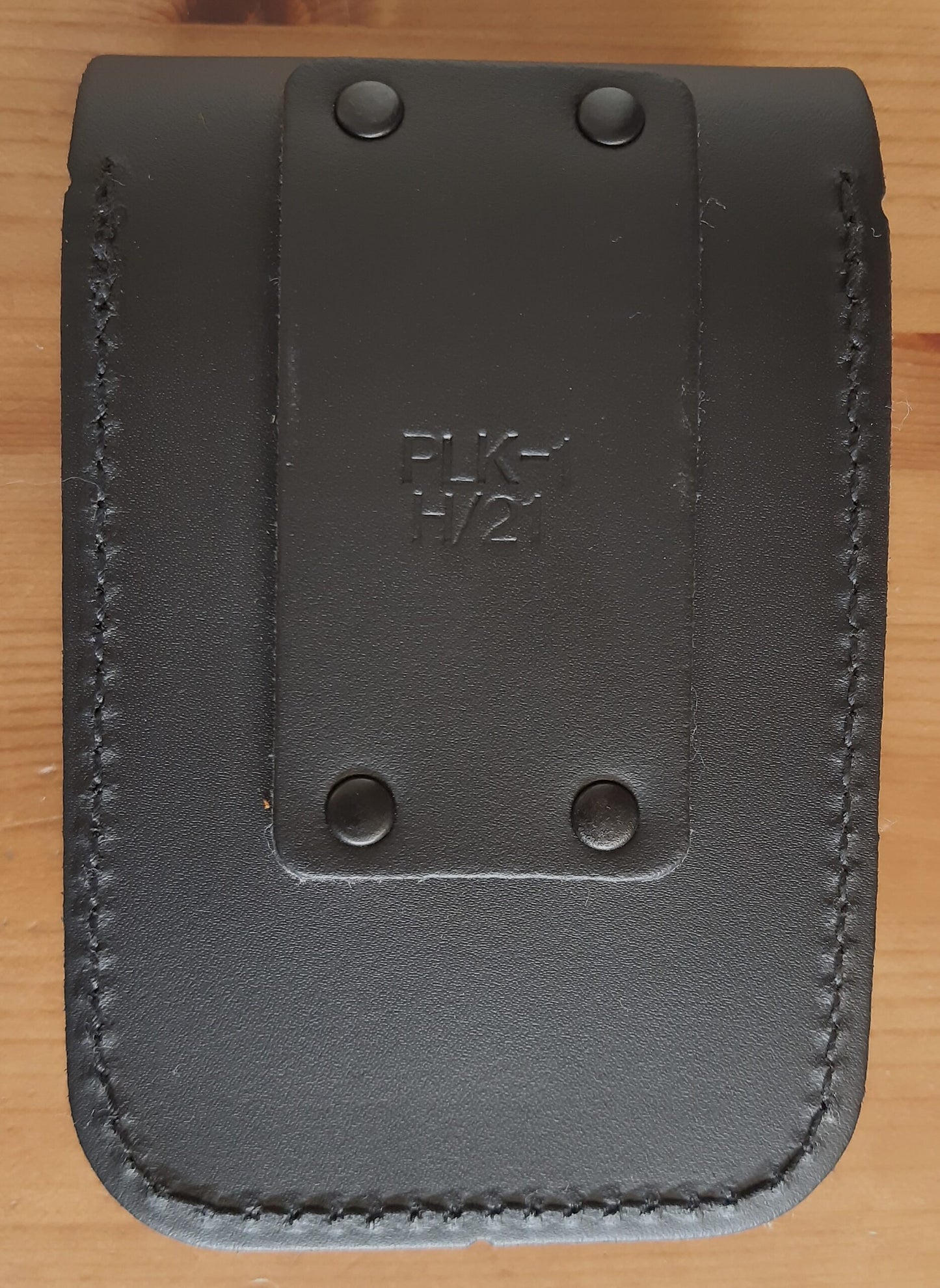 Pouch, leather, keys, for the use of